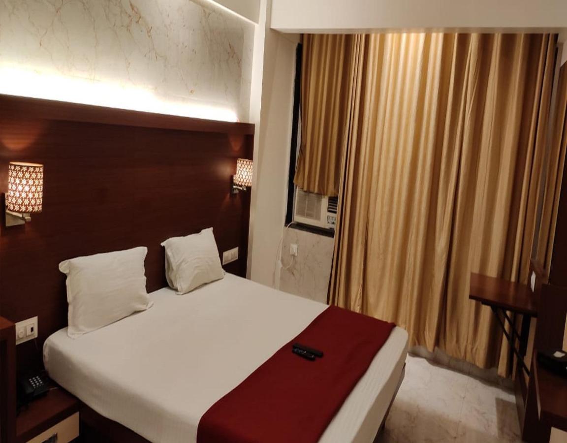 Fabhotel Spring Inn - Nr Borivali Station Mālād Exterior foto